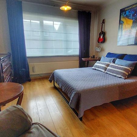 The White Door Apartment อาลสท์ ภายนอก รูปภาพ