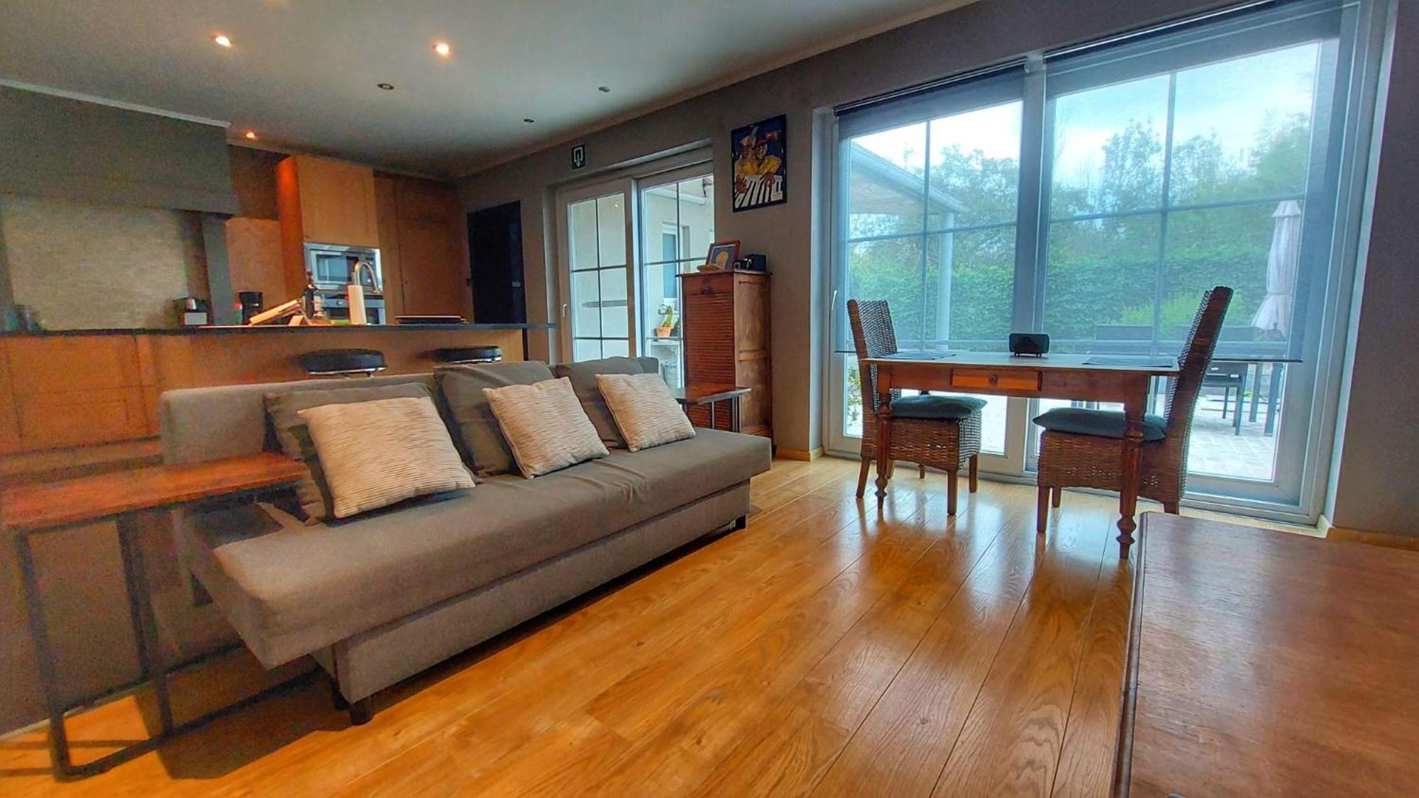 The White Door Apartment อาลสท์ ภายนอก รูปภาพ