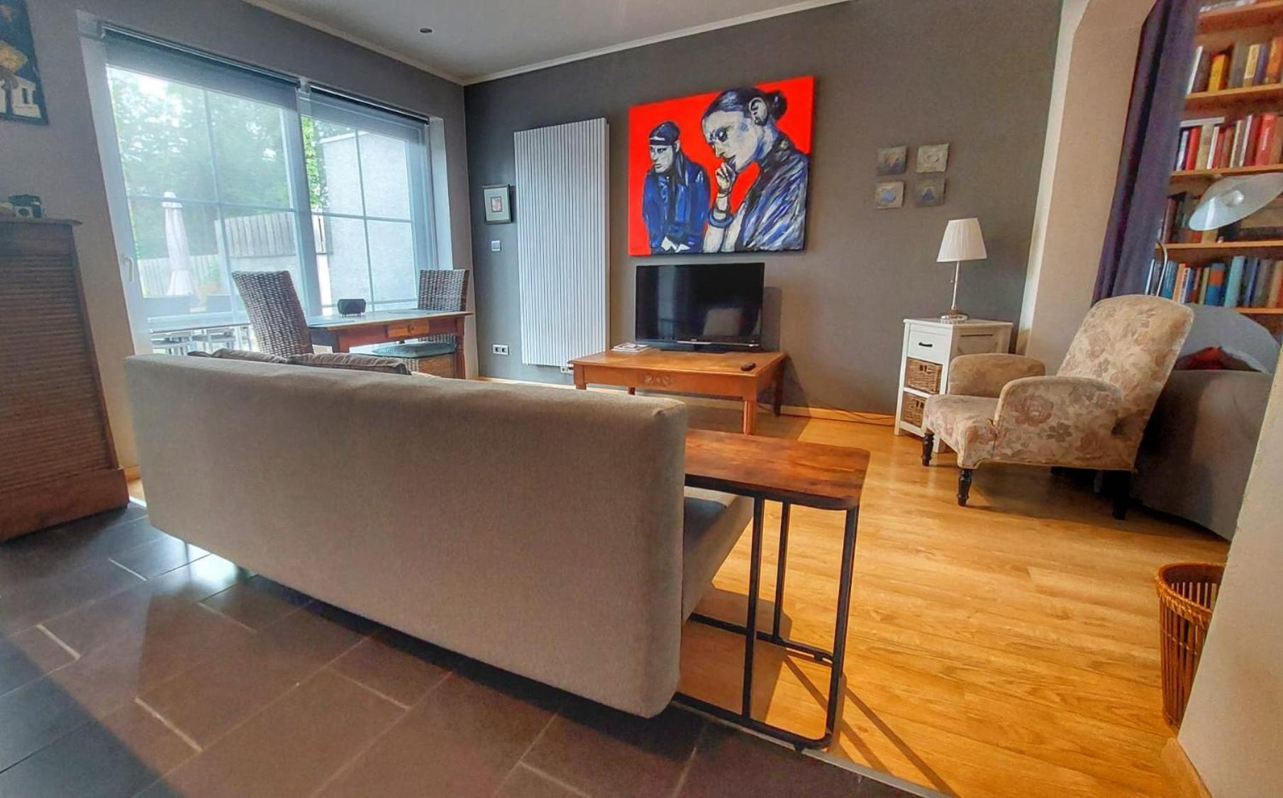 The White Door Apartment อาลสท์ ภายนอก รูปภาพ